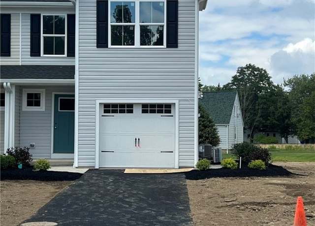 Property at 100 South Dr Unit A, West Seneca, NY 14218, 3 beds, 2.5 baths
