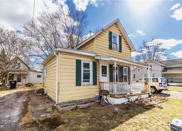 Property at 33 Wall St, Tonawanda-city, NY 14150, 4 beds, 2 baths