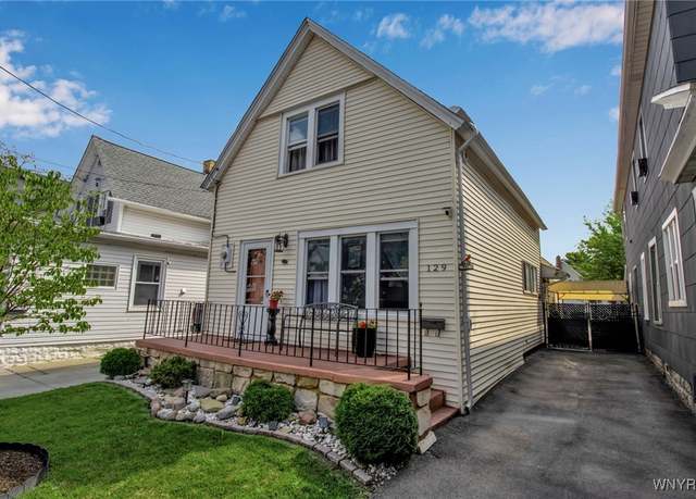 Property at 129 Schiller St, Buffalo, NY 14206, 4 beds, 1 bath