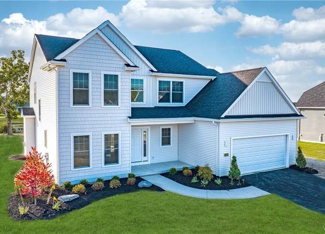 Property at 5693 Dorothy Cir, Clarence, NY 14032, 4 beds, 2.5 baths