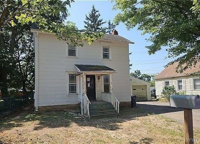 Property at 380 Ontario St, Lockport City, NY 14094, 4 beds, 2 baths