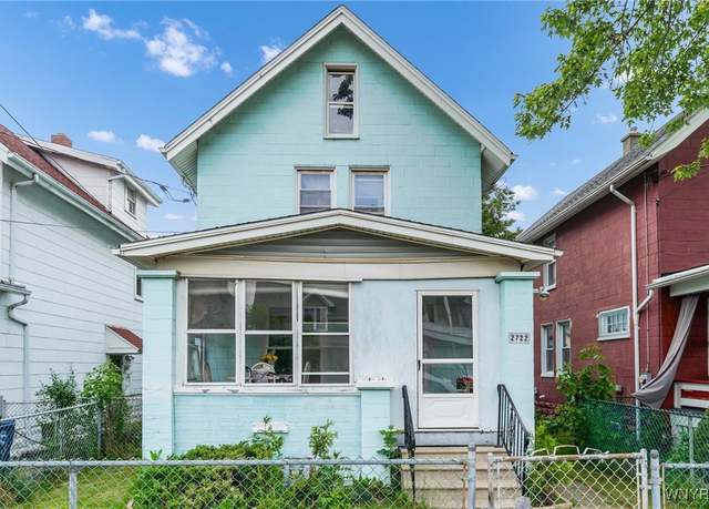 Property at 2722 Pierce Ave, Niagara Falls, NY 14301, 3 beds, 1 bath
