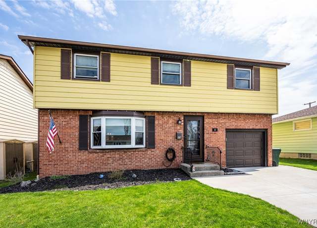Property at 49 Terrell St, Lancaster, NY 14043, 4 beds, 2 baths