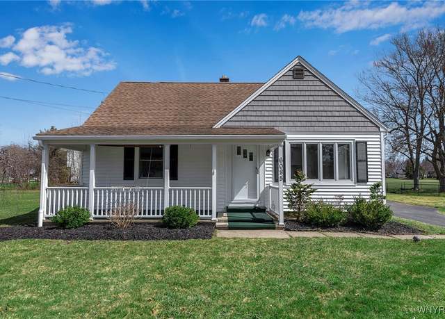 Property at 6085 Eastwood Rd, Clarence, NY 14032, 4 beds, 2 baths