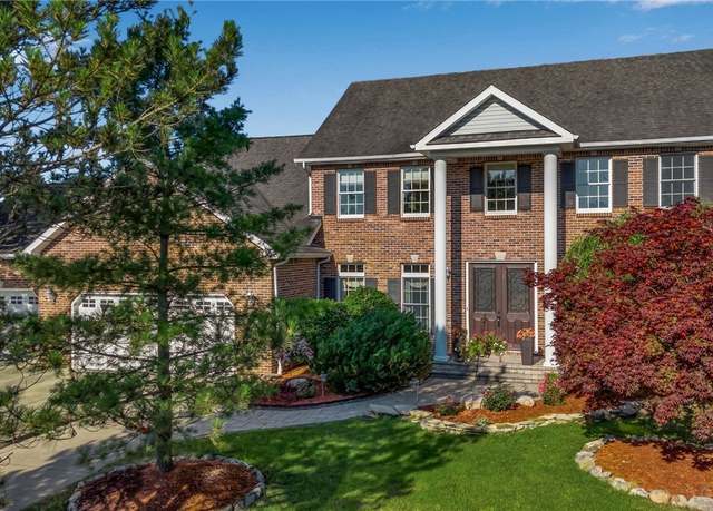 Property at 6330 Lakemont Ct, Clarence, NY 14051, 5 beds, 3 baths
