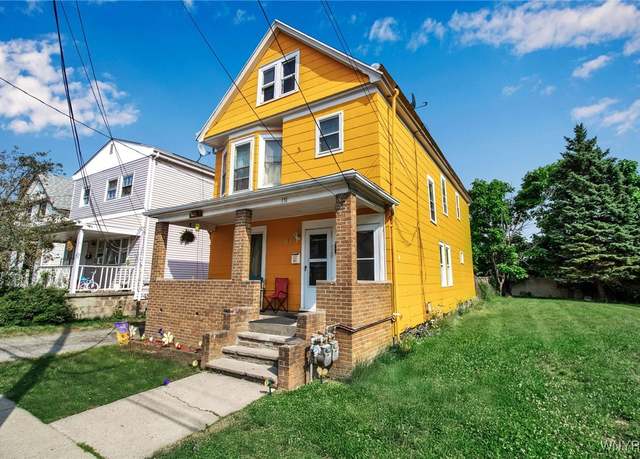Property at 151 Edson St, West Seneca, NY 14210, 6 beds, 2 baths