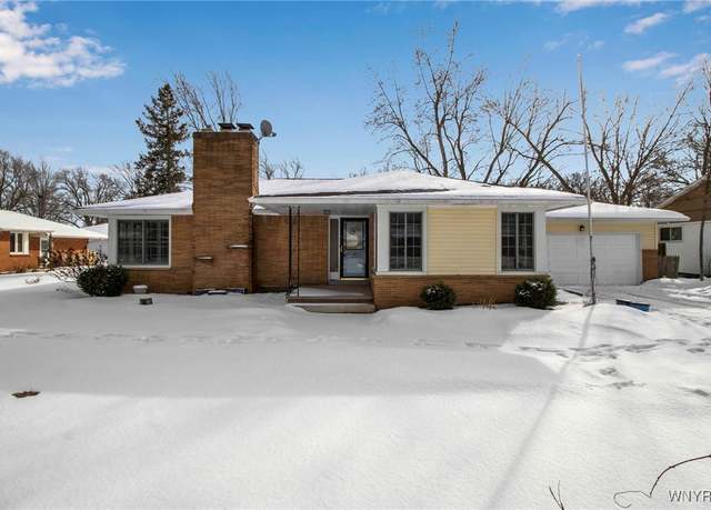 Property at 1488 Red Jacket Rd, Grand Island, NY 14072, 3 beds, 1 bath
