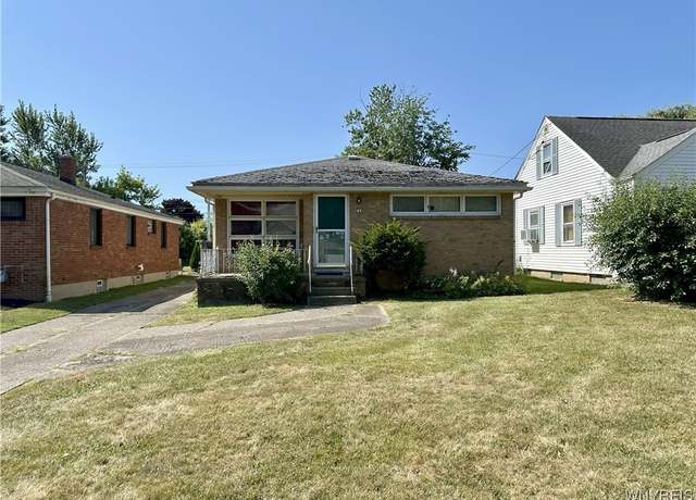 Property at 95 Argyle Ave, Amherst, NY 14226, 3 beds, 2 baths