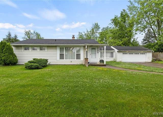 Property at 121 Yale Ave, Amherst, NY 14226, 2 beds, 1.5 baths