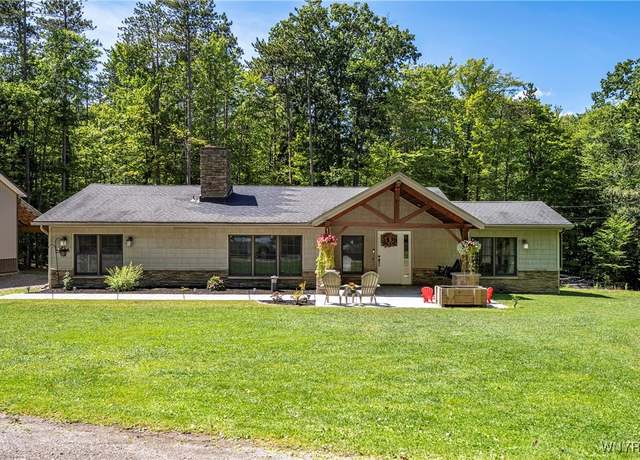 Property at 9852 Larkin Rd, Eden, NY 14057, 3 beds, 2 baths