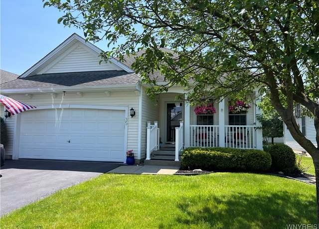 Property at 35 Glenfield Dr, West Seneca, NY 14224, 3 beds, 2 baths