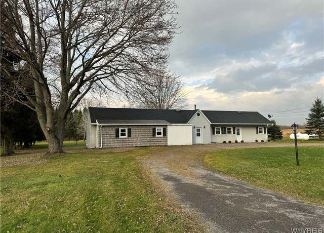 Property at 3077 W Main Street Rd, Batavia-town, NY 14020, 2 beds, 1 bath