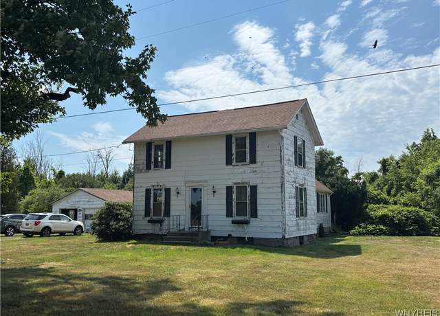 Property at 1038 Carmen Rd, Somerset, NY 14012, 3 beds, 2.5 baths