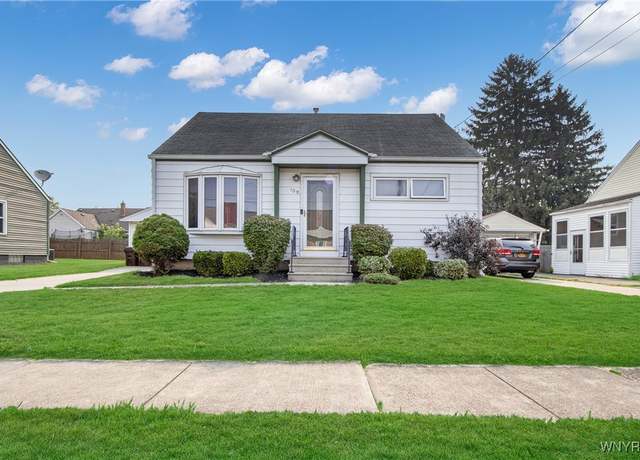 Property at 109 Currier Ave, Cheektowaga, NY 14212, 3 beds, 1 bath
