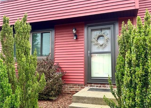 Property at 1223 Peppertree Dr, Evans, NY 14047, 3 beds, 1.5 baths