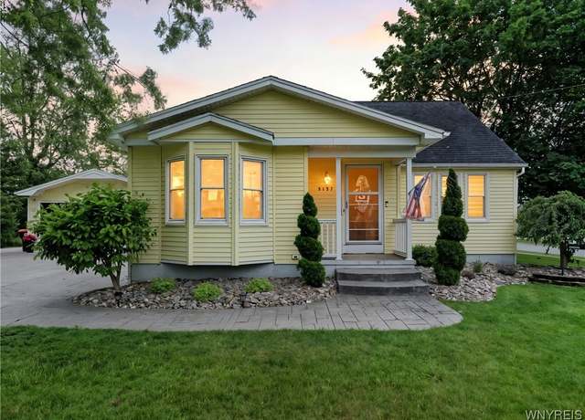 Property at 5137 William St, Lancaster, NY 14086, 4 beds, 2 baths