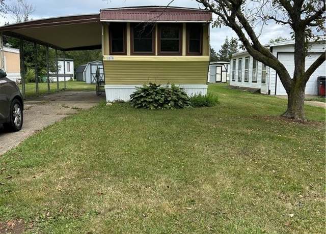 Property at 1070 Creekside Dr, Evans, NY 14047, 2 beds, 1 bath