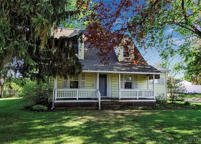 Property at 7308 Rochester Rd, Lockport-town, NY 14094, 3 beds, 1.5 baths