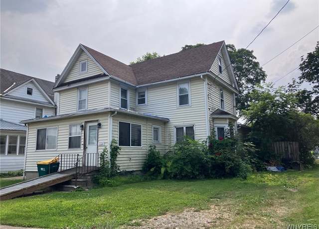 Property at 22 Genesee St, Perry, NY 14530, 3 beds, 1 bath