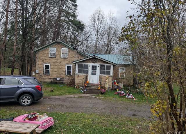 Property at 3831 Creek Rd, Yorkshire, NY 14030, 3 beds, 1 bath