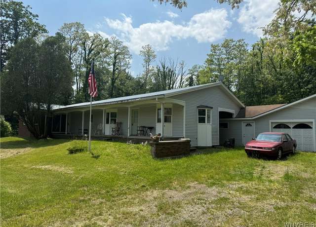 Property at 9279 Lake Ave, Portland, NY 14716, 3 beds, 2 baths