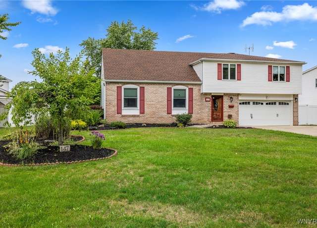 Property at 147 Ranch Trail West W, Amherst, NY 14221, 5 beds, 2.5 baths