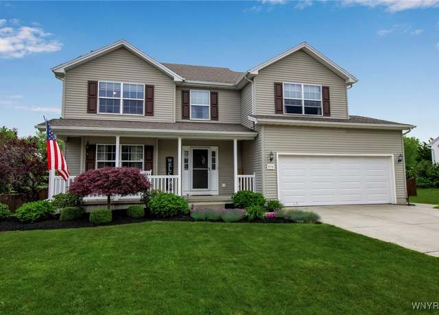 Property at 5999 Pinehurst Ct, Hamburg, NY 14085, 4 beds, 2.5 baths
