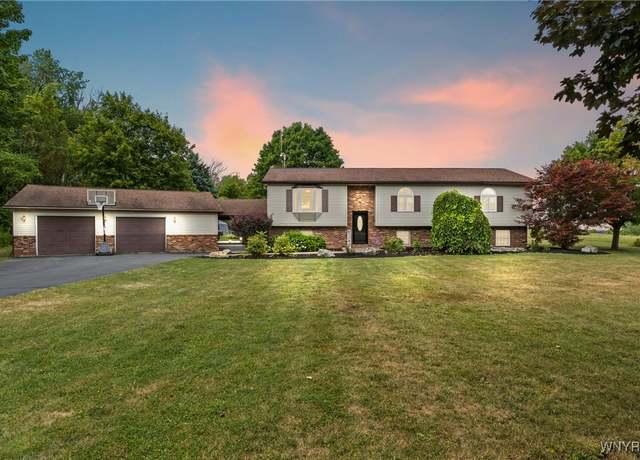 Property at 3163 Stannard Rd, Alexander, NY 14005, 3 beds, 2 baths