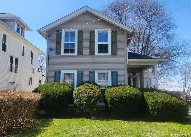 Property at 106 Saxton St, Lockport-city, NY 14094, 3 beds, 1 bath