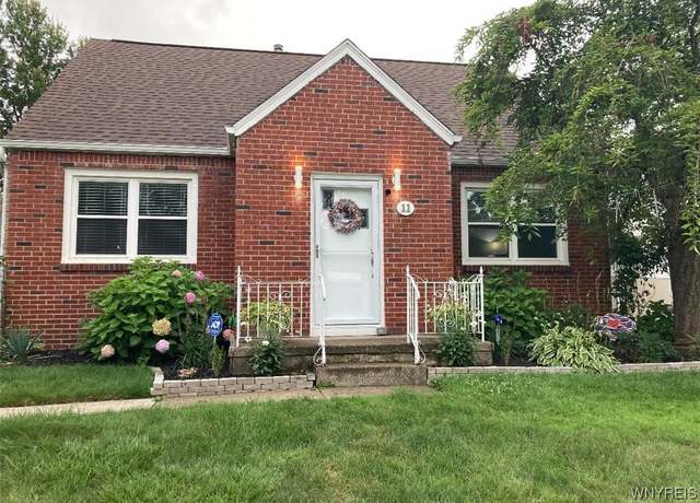 Property at 11 Kendale Rd, Cheektowaga, NY 14215, 3 beds, 1 bath