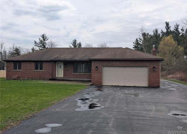 Property at 809 Erie St, Lancaster, NY 14086, 3 beds, 2.5 baths