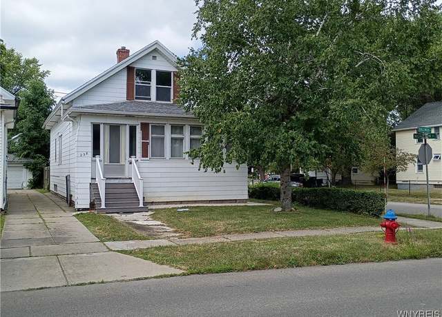 Property at 238 Englewood Ave, Buffalo, NY 14214, 4 beds, 1 bath