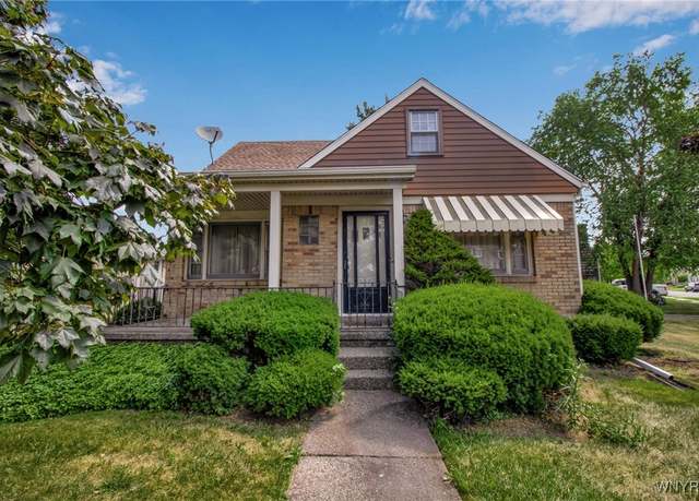 Property at 140 Farmingdale Rd, Cheektowaga, NY 14225, 3 beds, 1.5 baths