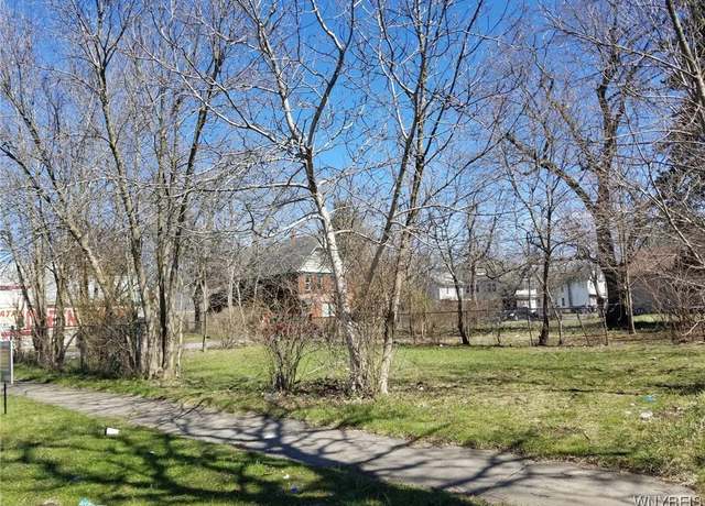 Property at 1305 Pierce Ave, Niagara Falls, NY 14301