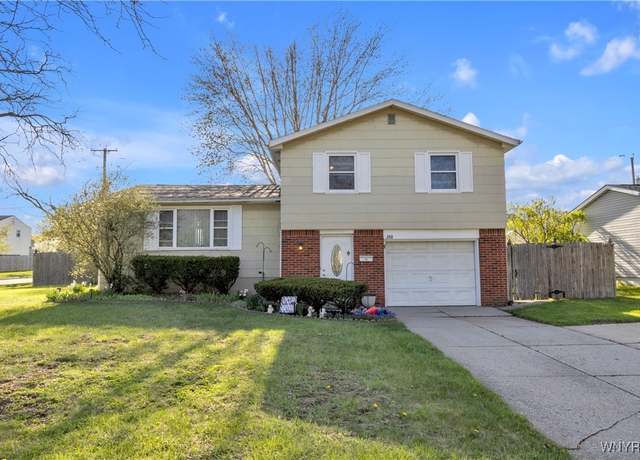 Property at 288 Shetland Dr, Amherst, NY 14221, 4 beds, 1.5 baths