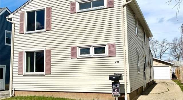 Photo of 247 School St, Kenmore, NY 14217