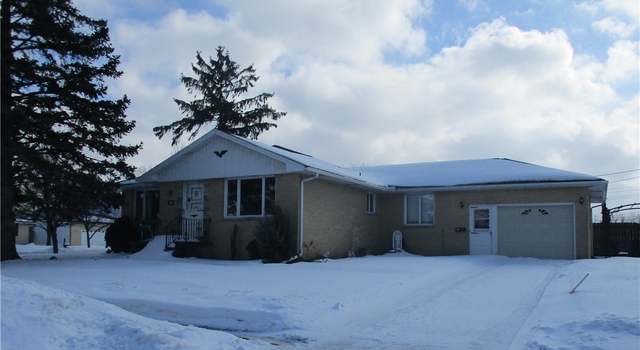 Photo of 109 Barnett Dr, West Seneca, NY 14224