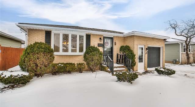 Photo of 25 Karen Ln, Cheektowaga, NY 14043