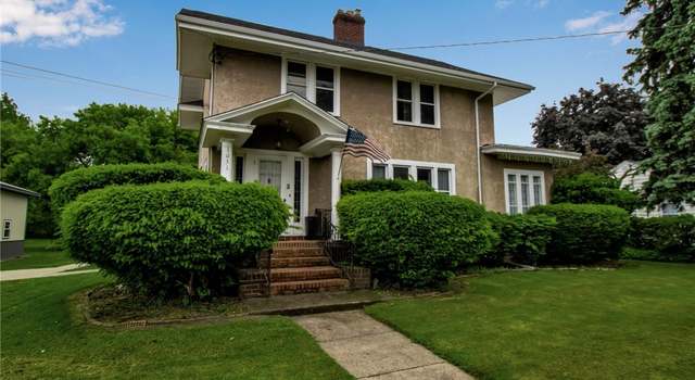 Photo of 1031 Gwinn St, Medina, NY 14103