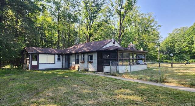 Photo of 3633 Marshfield Rd, Lawtons, NY 14091