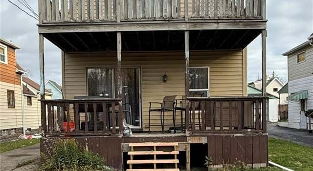 Photo of 24 Home Pl, Lackawanna, NY 14218