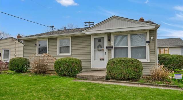 Photo of 36 Glendale Ln, Cheektowaga, NY 14225