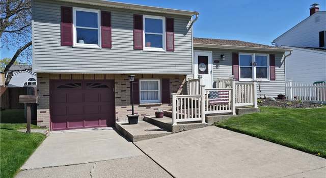Photo of 92 W Rouen Dr, Cheektowaga, NY 14227