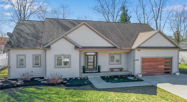 Photo of 669 Chicora Dr, Lewiston, NY 14092