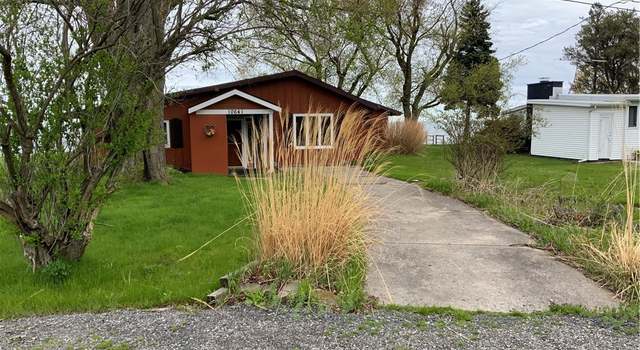 Photo of 10641 Lakeshore Rd, Yates, NY 14098