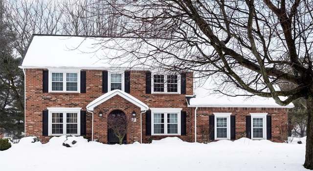 Photo of 6 Silent Meadow Ln, Orchard Park, NY 14127