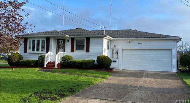 Photo of 3911 Brian Ct, Hamburg, NY 14075