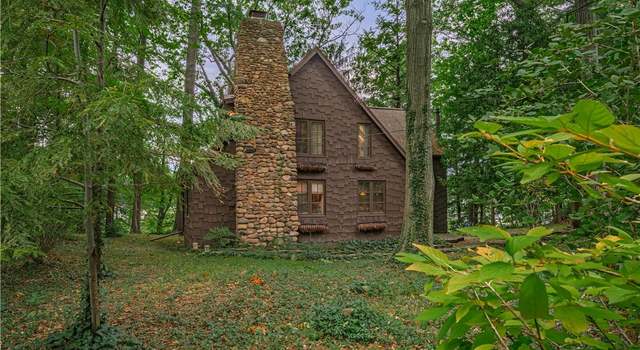 Photo of 16 Shore Dr, Wilson, NY 14172