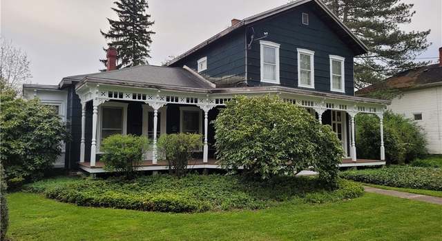 Photo of 7 Center St, Hanover, NY 14062