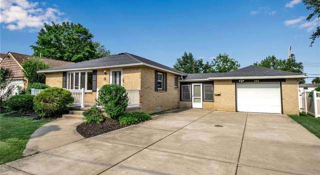 Photo of 142 Mill Rd, West Seneca, NY 14224